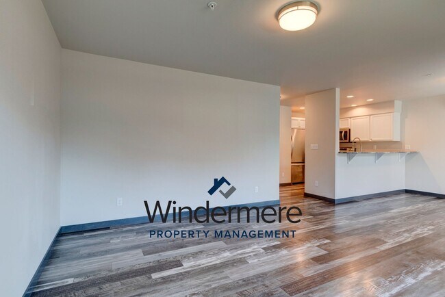 Foto del edificio - 2 Bedroom 2 Bath Condo in Summerwind Community