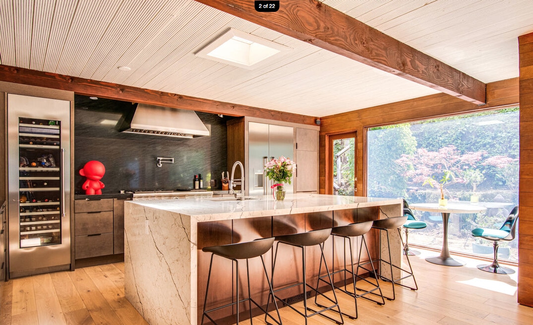 Primary Photo - 9624 Yoakum Dr