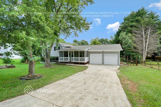 Building Photo - 51 Primrose Ln