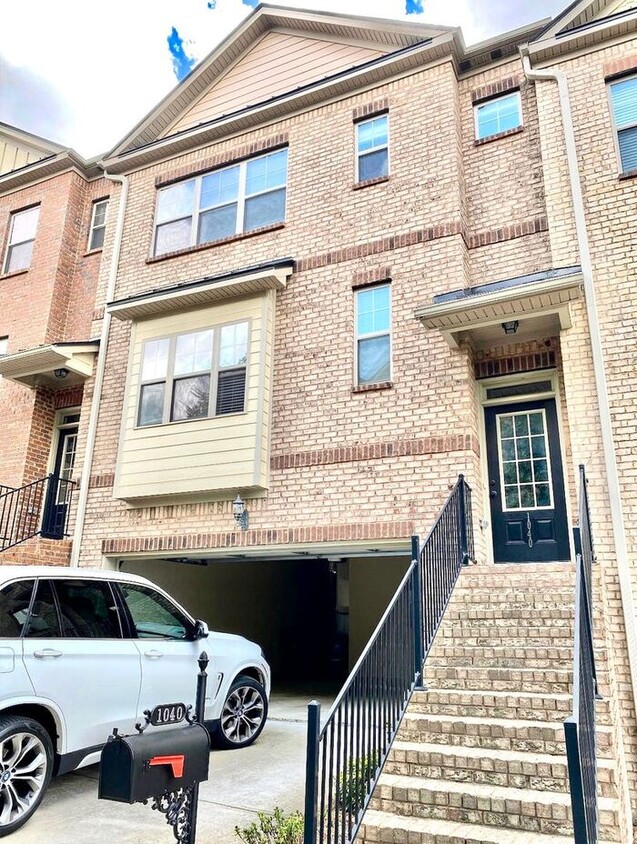 Photo - 1040 Jardin Ct Alpharetta, GA 30022