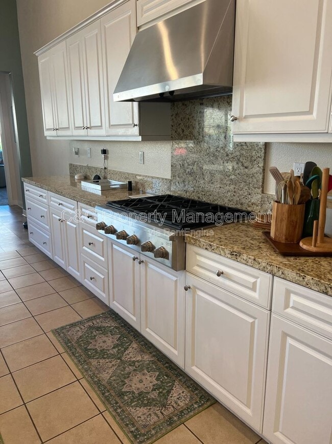 Building Photo - 1628 Park Run Ln