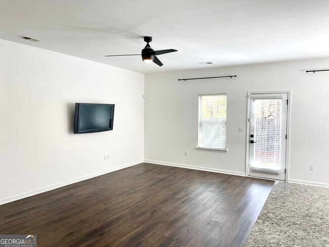 Foto del edificio - 7831 Rock Rose Ln