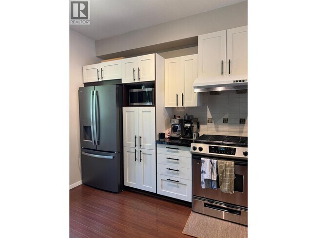 Building Photo - 3065 Dayanee Springs Blvd