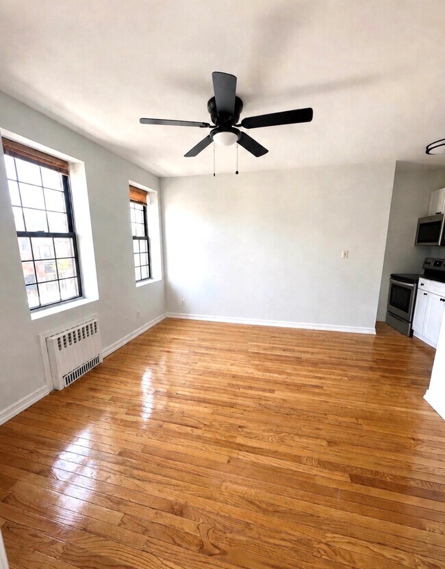 Foto del edificio - 890 W Beech St
