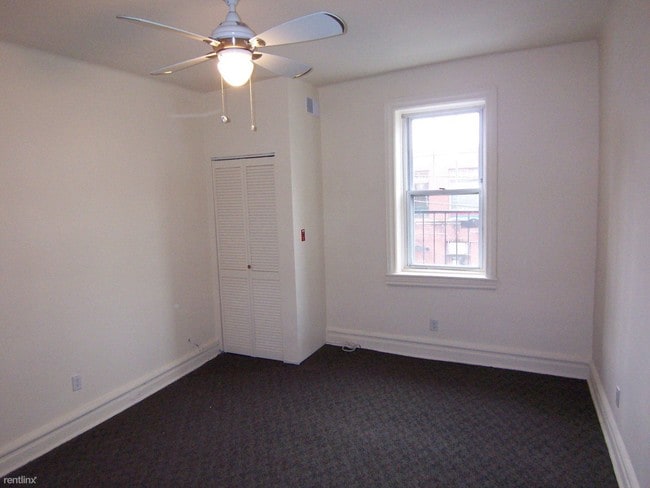 Building Photo - 1 br, 1 bath Apartment - 66 Park Ave Apt 2