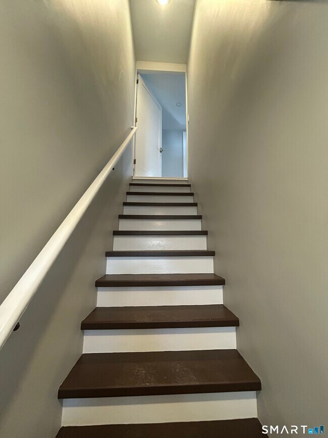 Foto del edificio - 54 Forest St