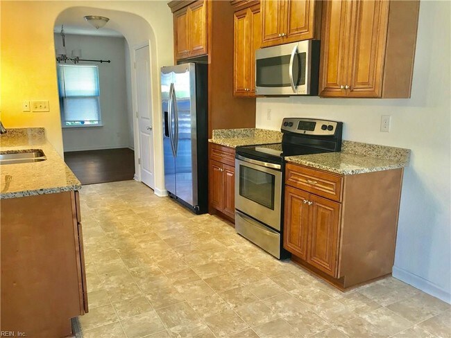 Building Photo - 4 bedroom in Chesapeake VA 23325