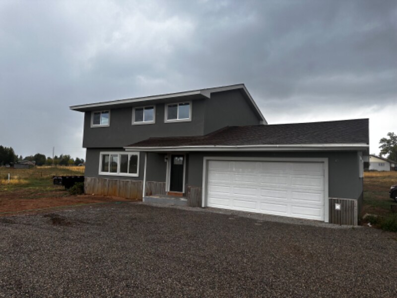 Primary Photo - 338 W Meadow Rd