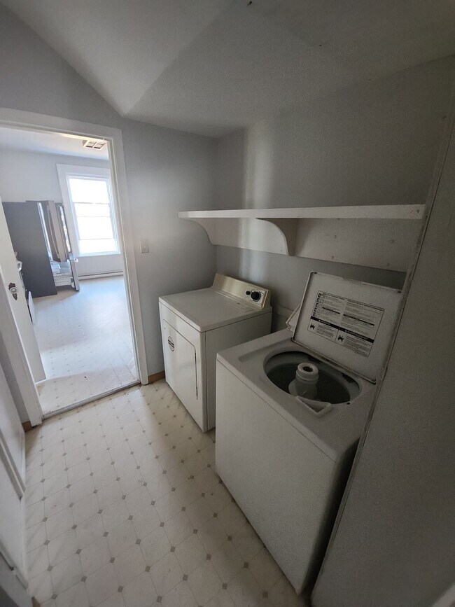 Photo du bâtiment - 118 Stellar St