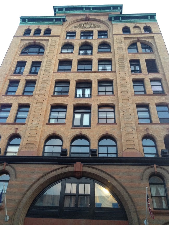 Building Photo - 1010 Race St