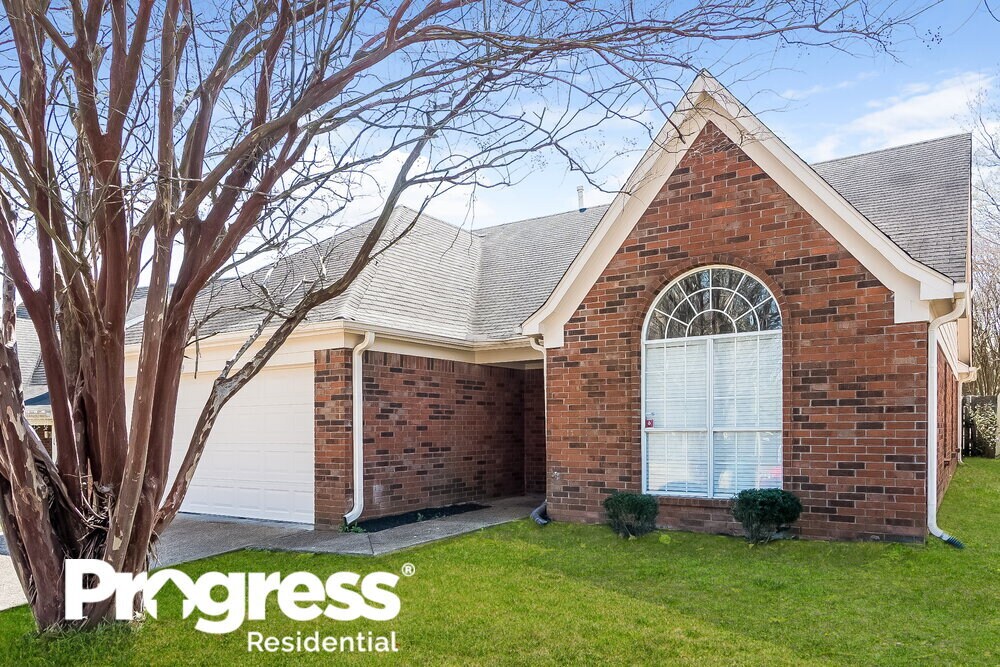 Foto principal - 9279 Morning Park Dr