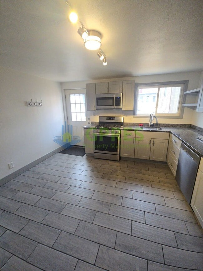 Foto del edificio - 119 E Sherman St