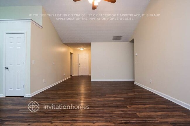 Foto del edificio - 2678 Buena Vista Cir