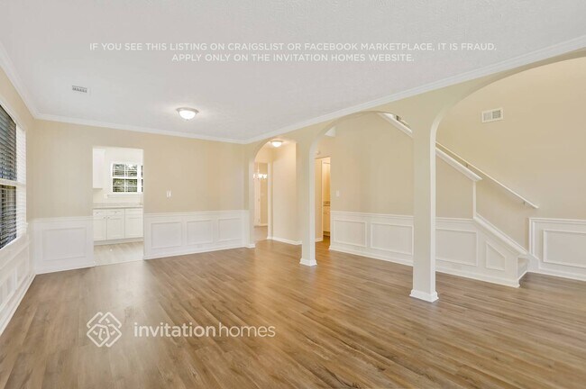 Foto del edificio - 1370 Pinebreeze Ct