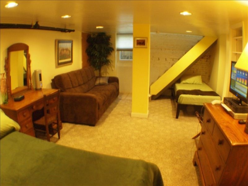 Primary Photo - 10802 Kenilworth Ave