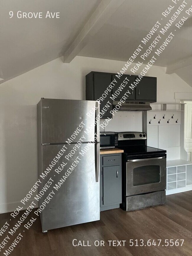 Foto del edificio - 9 Grove Ave