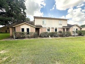 Building Photo - 1911 Country Village Blvd