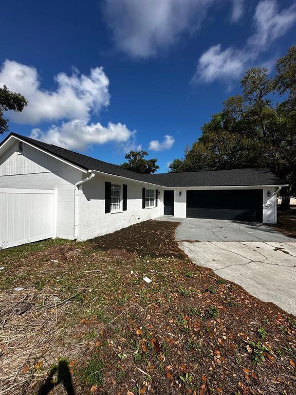 Building Photo - 1520 Country Ridge Dr
