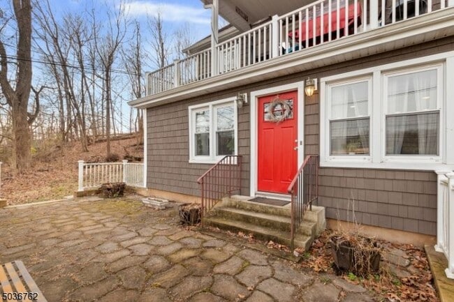 Building Photo - 224 Mt Horeb Rd