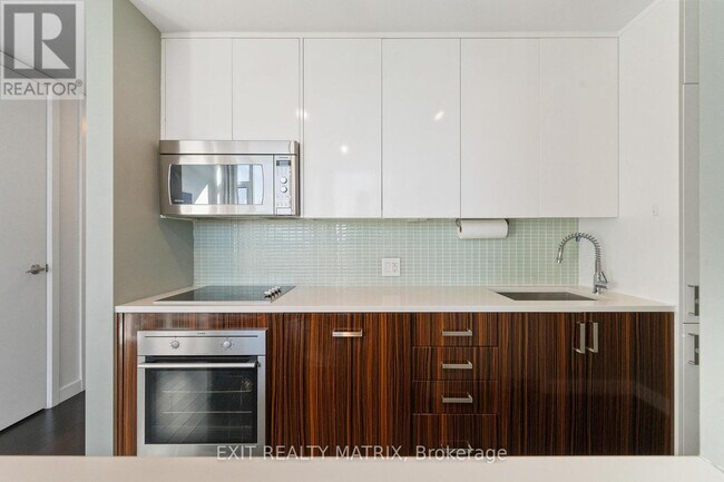 Photo du bâtiment - 201 Parkdale Ave