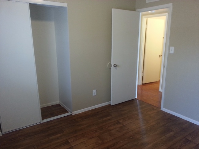 Photo - 6313 W Earll Dr House