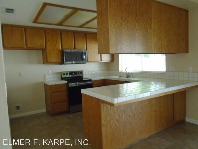 Building Photo - 3 br, 2 bath House - 3608 BEDROCK DR