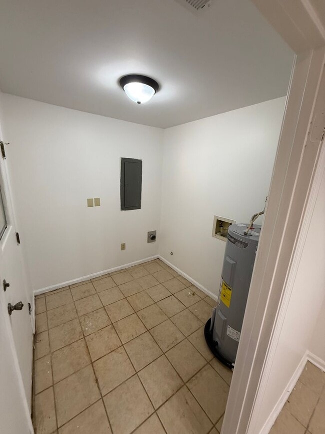 Building Photo - 177-A Pelham Drive