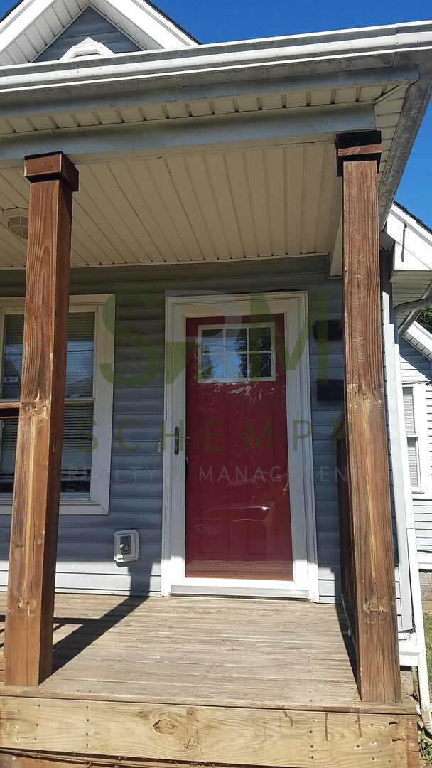 Foto del edificio - Large 3 bedroom/1.5 bath house in Downtown Louisville-Section 8 Accepted