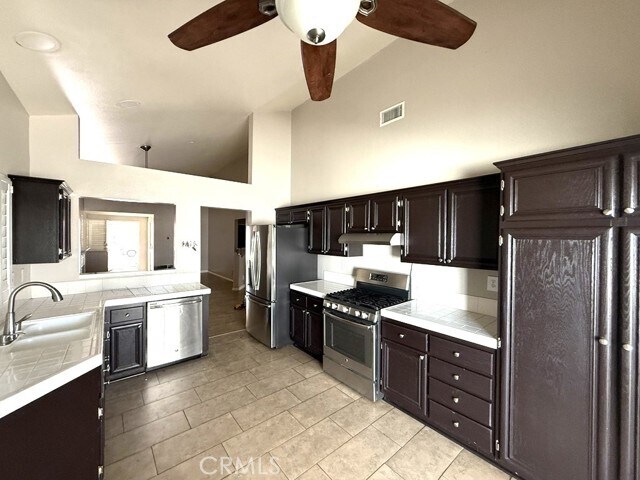 Foto del edificio - 16206 Valleyvale Dr