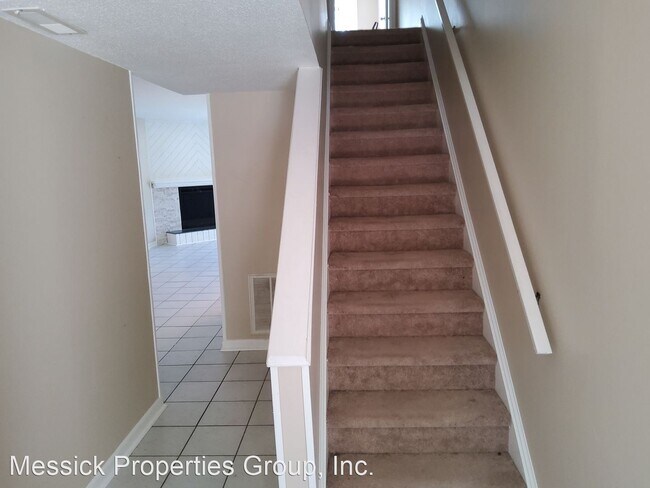 Foto del edificio - 2 br, 2.5 bath House - 185 Forest View Drive