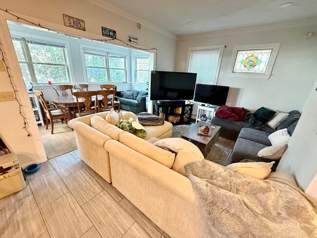 Foto del edificio - 184 Boston St