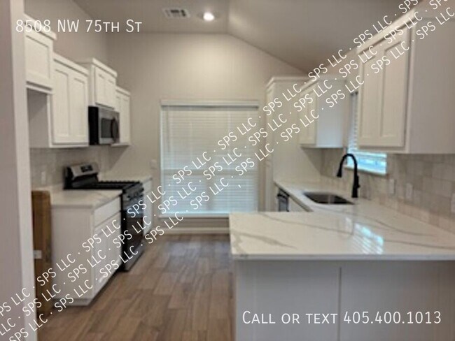 Building Photo - 8508 NW 75th St