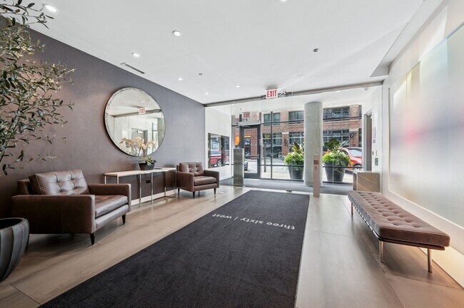 Foto del edificio - 360 W Erie St