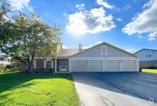 Building Photo - 320 Crestview Dr