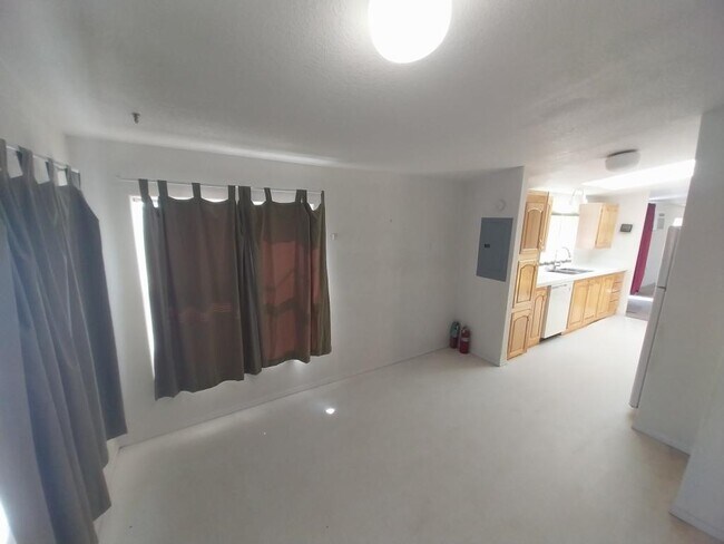 Foto del edificio - 1831 E Cornwall Rd