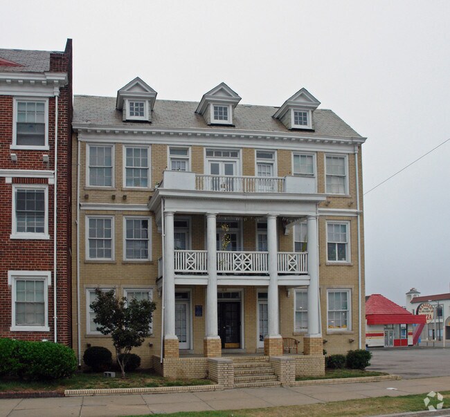 Foto del edificio - The Collection