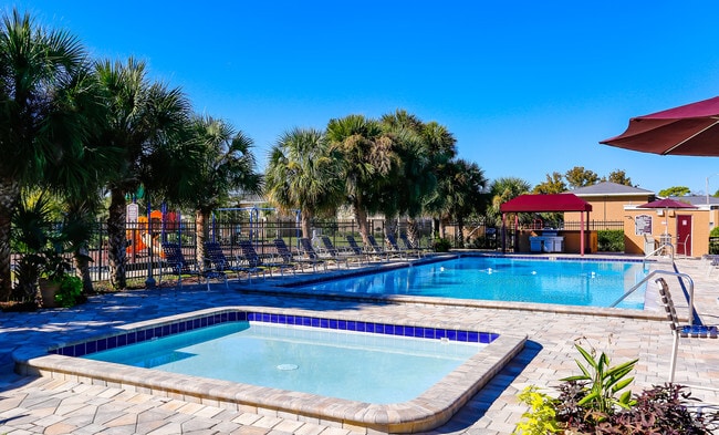 Building Photo - The Park at Rialto