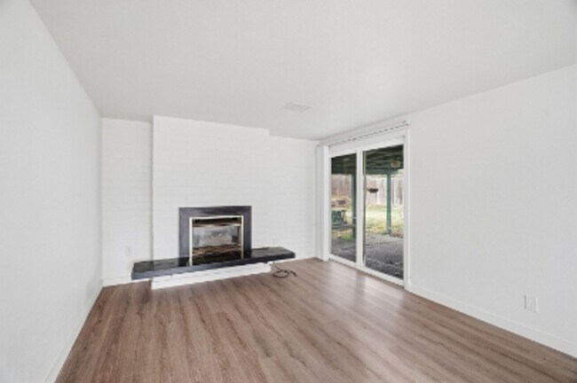 Foto del edificio - Charming South Hill Home!