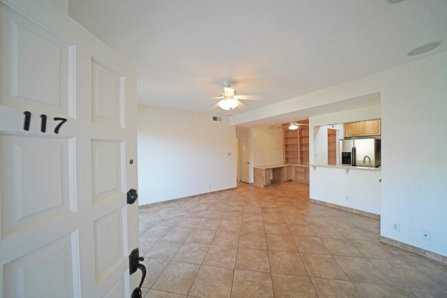 Building Photo - 23811 Del Monte Dr.