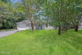 Building Photo - 7 Grandiflora Ln