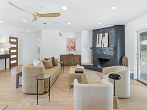 Building Photo - 7600 Shoal Creek Blvd