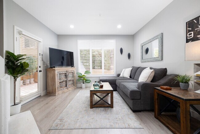 Foto del edificio - 2419 Fifth Avenue-SI FL1-ID1335156P