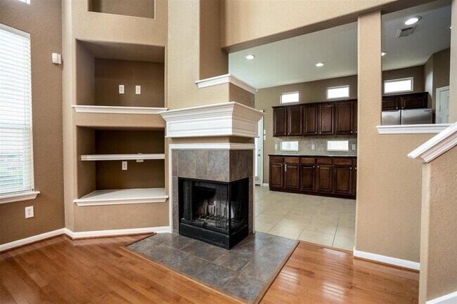 Foto del edificio - 1726 Pepper Hill Ln