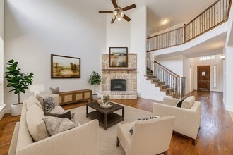 Building Photo - 1321 Talley Ln