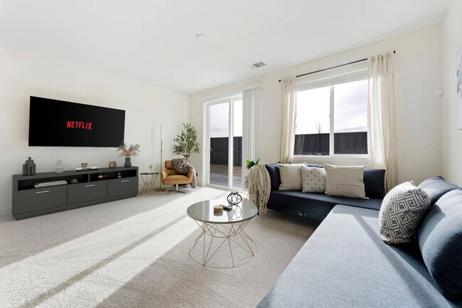 Building Photo - 2021 Maradona Dr