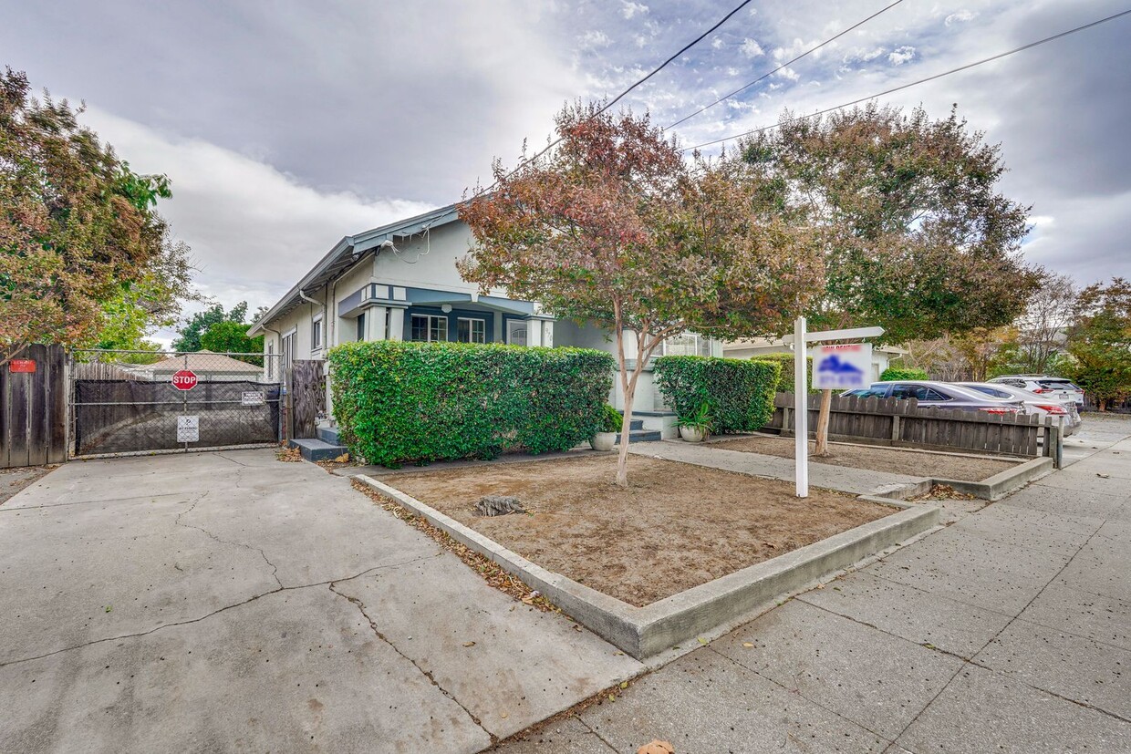 Primary Photo - Craftsmen Style Home on South 7th Street w...