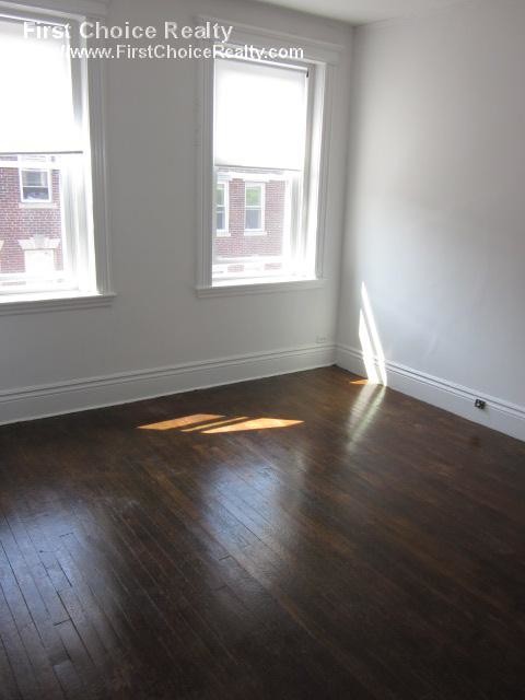 Foto del edificio - 120 Warren St