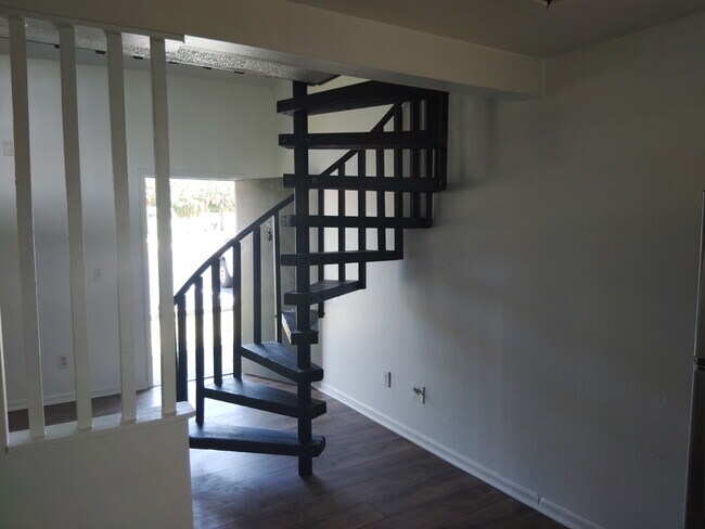 Foto del edificio - 2122 Bradford St