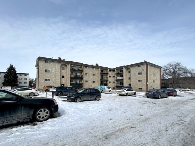 Photo du bâtiment - Mainstreet Waskasoo Apartments