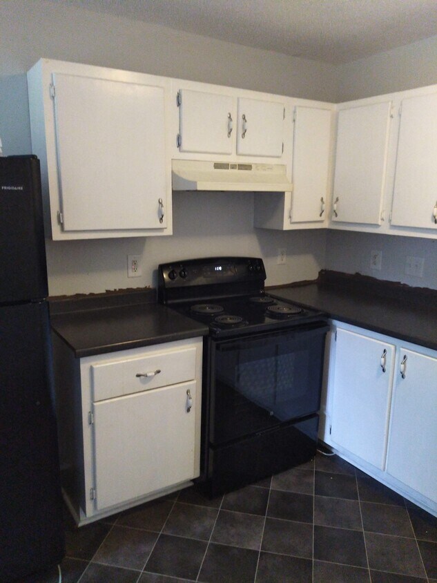 Primary Photo - 429 Wildwood Ave